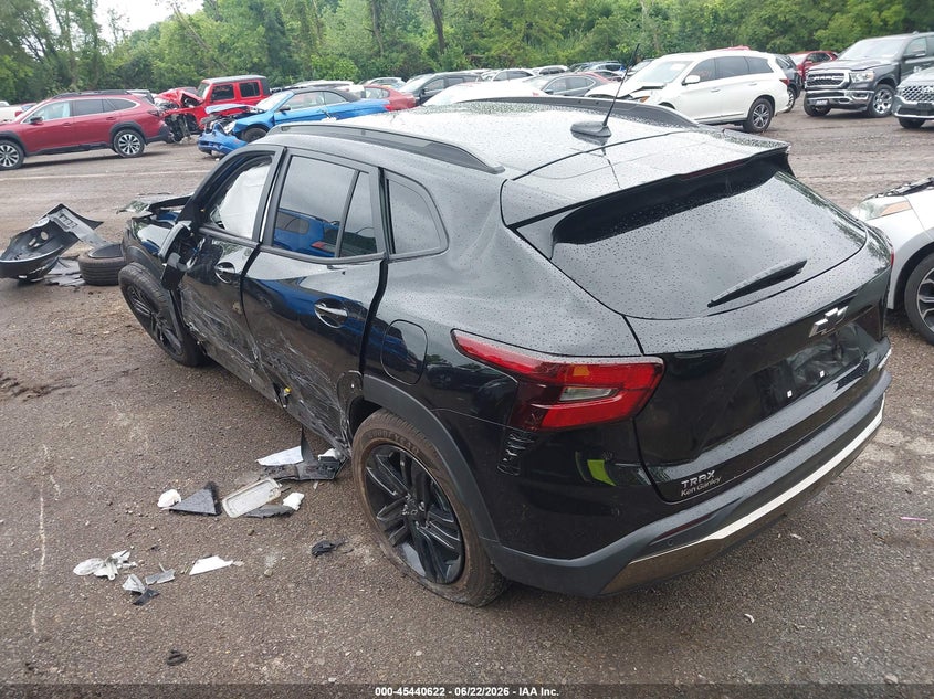 2026 Chevrolet Trax VIN KL77LKEP1TC080402 IAAI salvage auction — RIGHT SIDE, Salvage Title, sold $875 on 2026-08-01 (photo 3)
