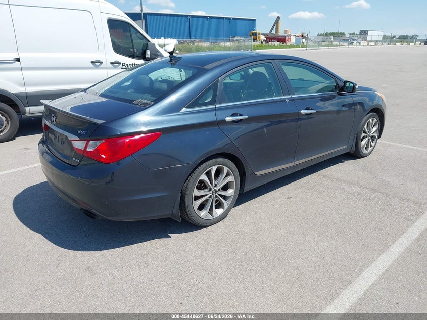 2013 Hyundai Sonata VIN 5NPEC4AB3DH646212 IAAI salvage auction — NORMAL WEAR, Certificate Of Title (Nebraska), sold $350 on 2026-07-16 (photo 4)