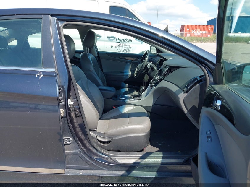 2013 Hyundai Sonata VIN 5NPEC4AB3DH646212 IAAI salvage auction — NORMAL WEAR, Certificate Of Title (Nebraska), sold $350 on 2026-07-16 (photo 5)