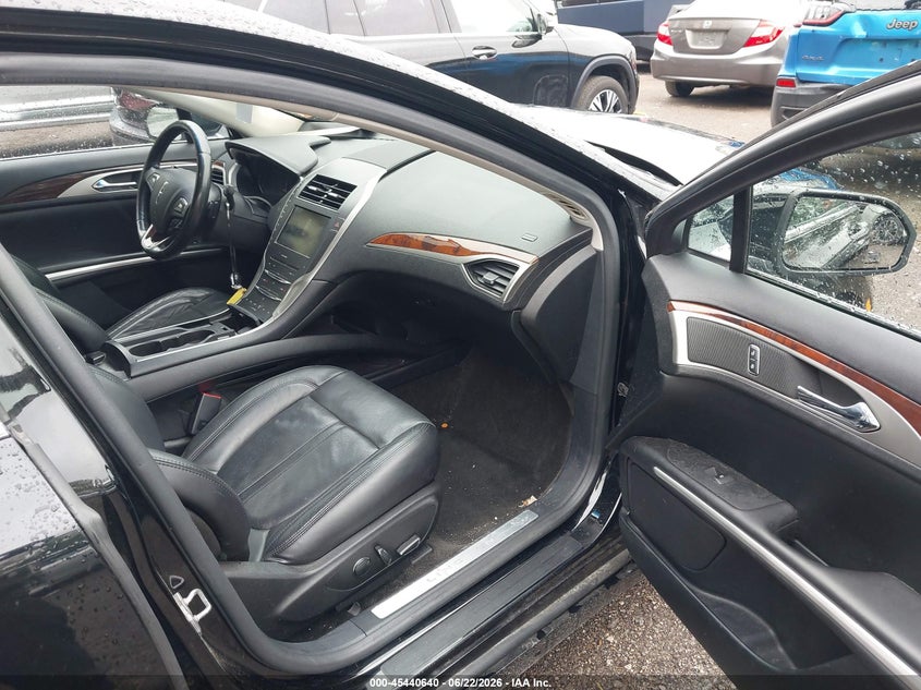 2016 Lincoln Mkz VIN 3LN6L2J90GR628608 IAAI salvage auction — FRONT END, Salvage (Ohio), sold $950 on 2026-07-12 (photo 5)
