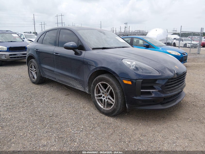 2019 Porsche Macan VIN WP1AA2A59KLB06678 IAAI salvage auction — REAR END, Salvage Title, sold $9,800 on 2026-08-07 (photo 1)