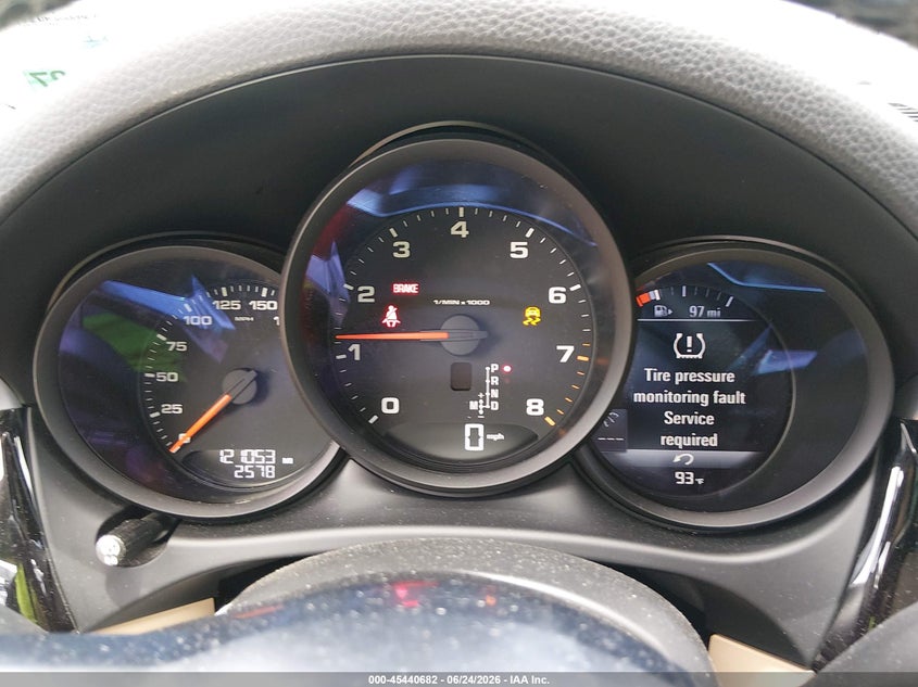 2019 Porsche Macan VIN WP1AA2A59KLB06678 IAAI salvage auction — REAR END, Salvage Title, sold $9,800 on 2026-08-07 (photo 7)