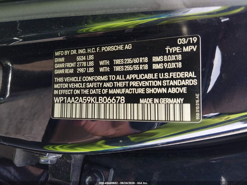 2019 Porsche Macan VIN WP1AA2A59KLB06678 IAAI salvage auction — REAR END, Salvage Title, sold $9,800 on 2026-08-07 (photo 9)