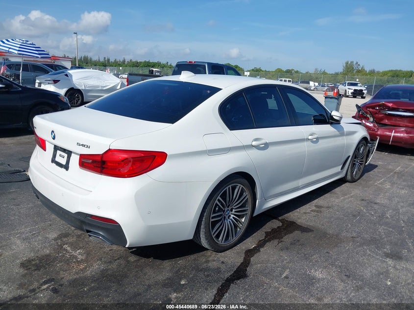 2019 BMW 5er VIN WBAJE7C55KWW14917 IAAI salvage auction — FRONT END, Rebuildable (Florida), sold $12,100 on 2026-07-30 (photo 4)