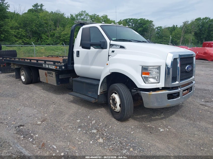 2019 Ford F-650 VIN 1FDNF6AY7KDF00823 — IAAI salvage auction photo