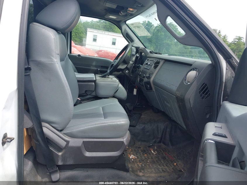 2019 Ford F-650 VIN 1FDNF6AY7KDF00823 IAAI salvage auction — LEFT SIDE, Clear (Massachusetts), sold $6,100 on 2026-07-17 (photo 7)