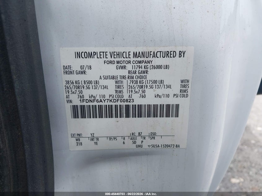 2019 Ford F-650 VIN 1FDNF6AY7KDF00823 IAAI salvage auction — LEFT SIDE, Clear (Massachusetts), sold $6,100 on 2026-07-17 (photo 8)