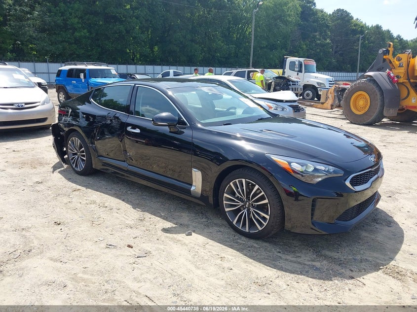 2018 Kia Stinger VIN KNAE25LA5J6012190 IAAI salvage auction — SIDE, Salvage Title, sold $4,000 on 2026-08-02 (photo 1)