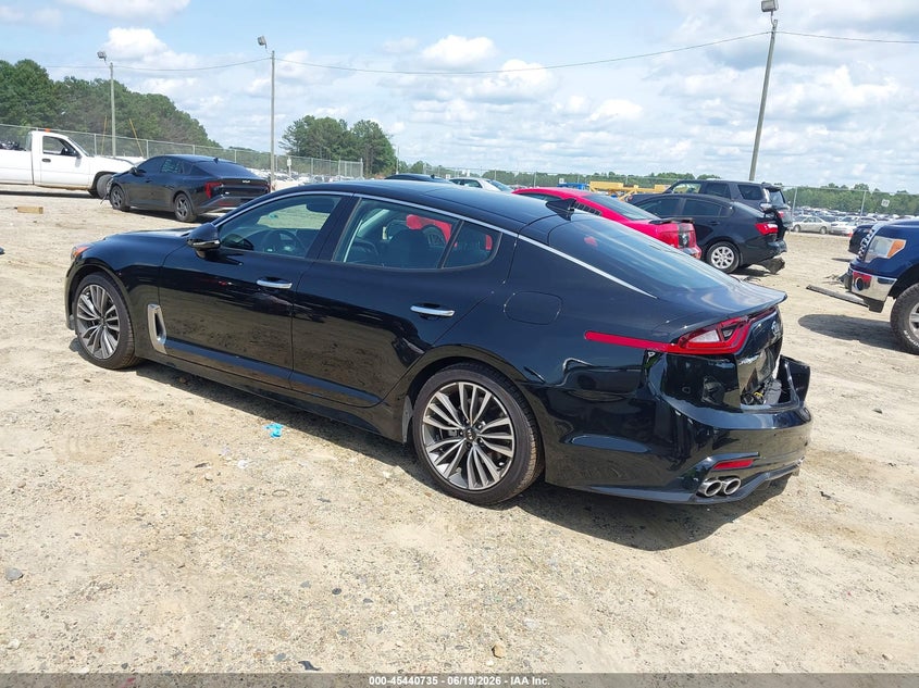2018 Kia Stinger VIN KNAE25LA5J6012190 IAAI salvage auction — SIDE, Salvage Title, sold $4,000 on 2026-08-02 (photo 3)