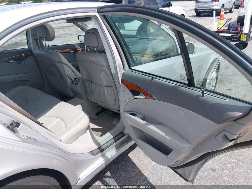 2006 Mercedes-benz E-class VIN WDBUF56JX6A801596 IAAI salvage auction — NORMAL WEAR, Clear (South Carolina), sold $525 on 2026-08-19 (photo 8)