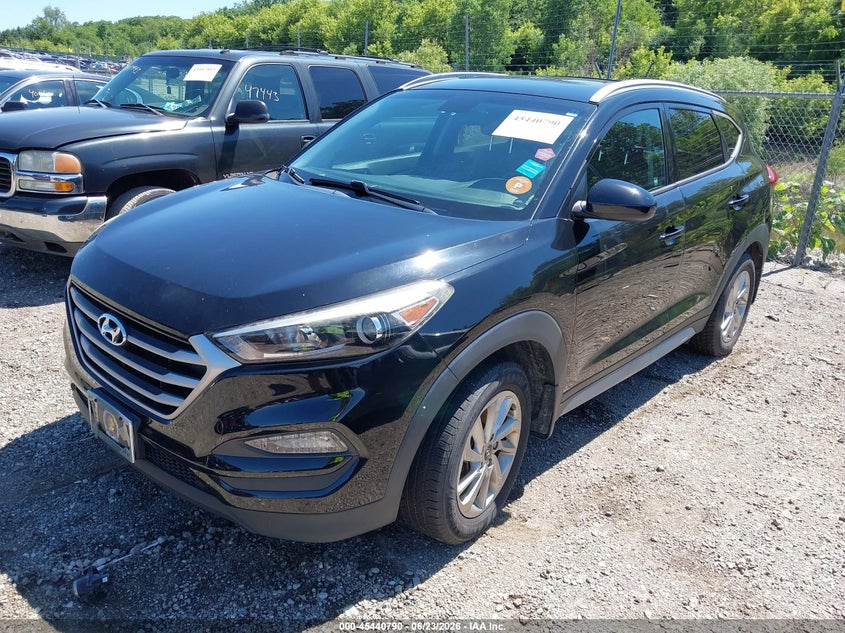 2017 Hyundai Tucson VIN KM8J3CA4XHU520270 IAAI salvage auction — NORMAL WEAR, Clear (Illinois), sold $2,250 on 2026-07-08 (photo 2)