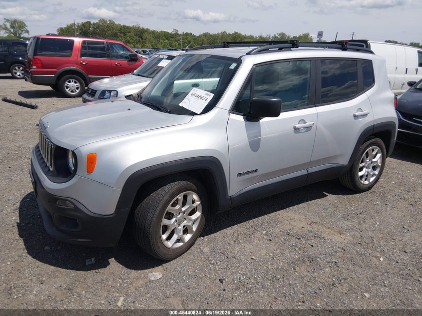 2018 Jeep Renegade VIN ZACCJABB7JPH23872 IAAI salvage auction — NORMAL WEAR, Clear (Maryland), sold $2,150 on 2026-07-30 (photo 2)
