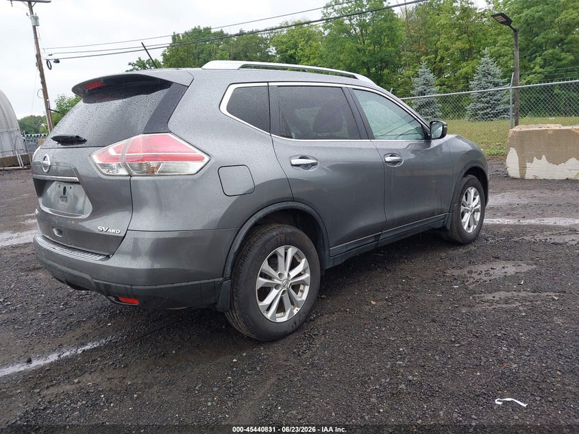 2015 Nissan Rogue VIN KNMAT2MV9FP581673 IAAI salvage auction — REAR END, Salvage (Idaho), sold $1,750 on 2026-07-09 (photo 4)