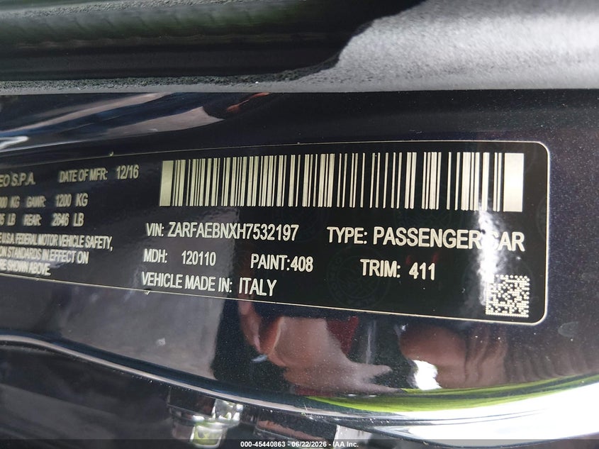 2017 Alfa romeo Giulia VIN ZARFAEBNXH7532197 IAAI salvage auction — FRONT END, Salvage Title, sold $2,750 on 2026-08-18 (photo 9)