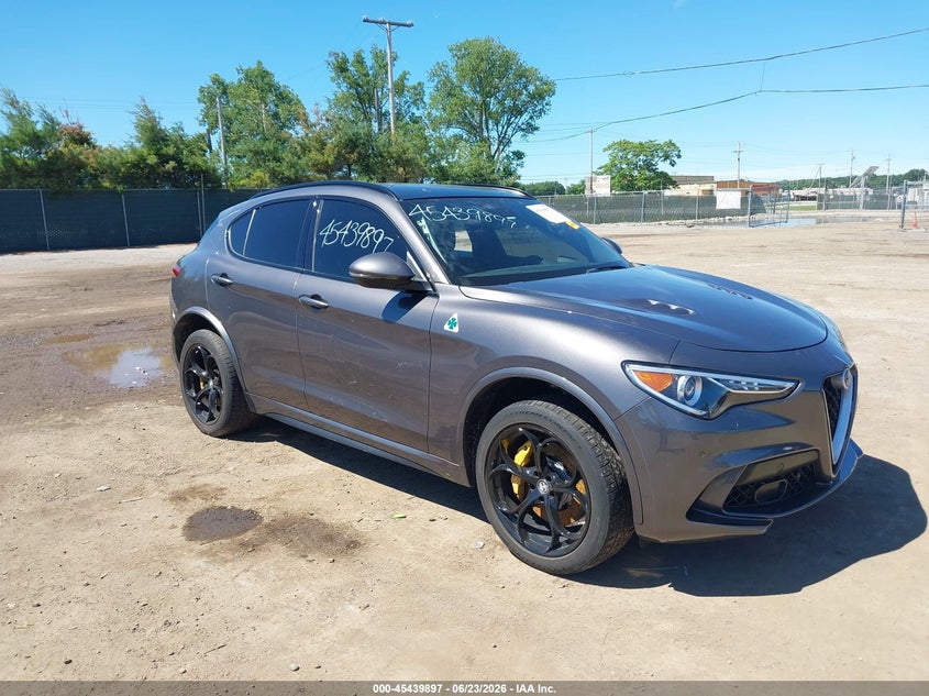 2018 Alfa romeo Stelvio VIN ZASFAKEV5J7C15476 IAAI salvage auction — STORM DAMAGE, Salvage Title, sold $10,600 on 2026-07-28 (photo 1)