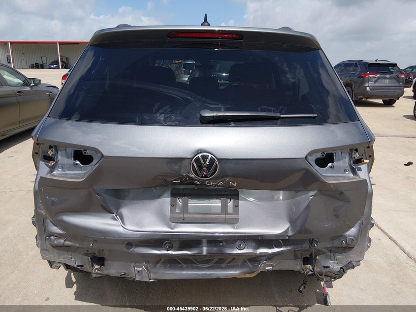 2024 Volkswagen Tiguan VIN 3VVRB7AX9RM036089 IAAI salvage auction — REAR END, Original (Texas), sold $5,500 on 2026-08-14 (photo 6)