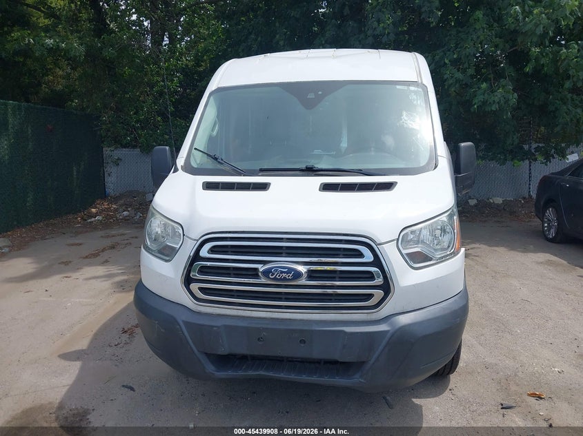 2016 Ford Transit-250 VIN 1FTYR2CG4GKA05410 IAAI salvage auction — NORMAL WEAR, Clear (Connecticut), sold $425 on 2026-07-07 (photo 6)