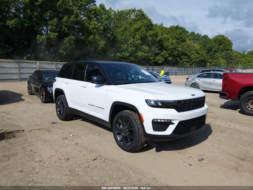 2025 Jeep Grand Cherokee VIN 1C4RJHBG2S8794386 — IAAI salvage auction photo