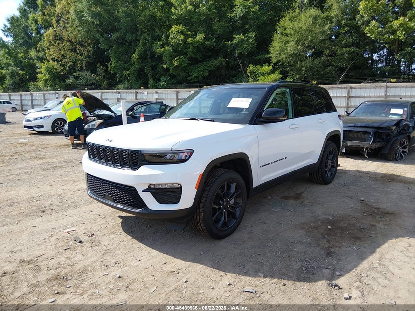 2025 Jeep Grand cherokee VIN 1C4RJHBG2S8794386 IAAI salvage auction — VANDALISM, Wait Title, sold $27,050 on 2026-09-30 (photo 2)