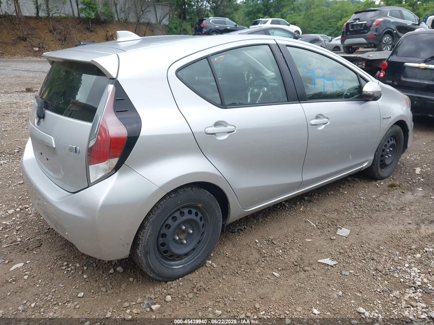 2015 Toyota Prius c VIN JTDKDTB36F1092935 IAAI salvage auction — FRONT END, Salvage (Pennsylvania), sold $1,100 on 2026-07-28 (photo 4)