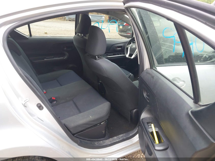 2015 Toyota Prius c VIN JTDKDTB36F1092935 IAAI salvage auction — FRONT END, Salvage (Pennsylvania), sold $1,100 on 2026-07-28 (photo 8)