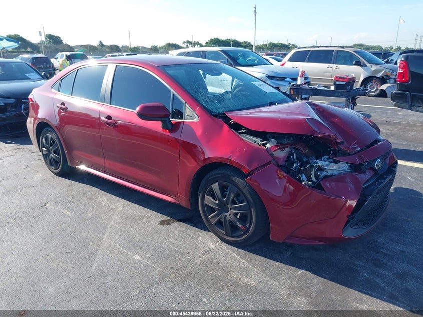 2022 Toyota Corolla VIN 5YFEPMAE7NP327463 IAAI salvage auction — RIGHT FRONT, Rebuildable (Florida), sold $2,650 on 2026-07-30 (photo 1)