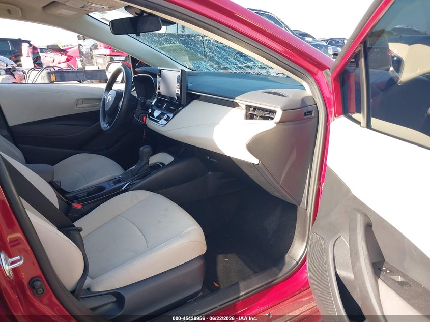 2022 Toyota Corolla VIN 5YFEPMAE7NP327463 IAAI salvage auction — RIGHT FRONT, Rebuildable (Florida), sold $2,650 on 2026-07-30 (photo 5)