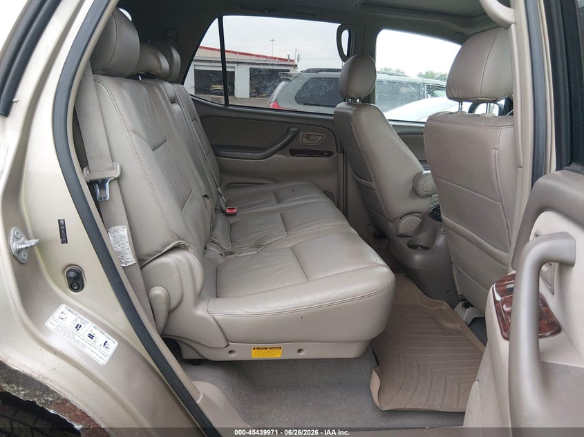 2005 Toyota Sequoia VIN 5TDBT44A15S240611 IAAI salvage auction — NORMAL WEAR, Original (Ohio), sold $1,000 on 2026-07-29 (photo 8)