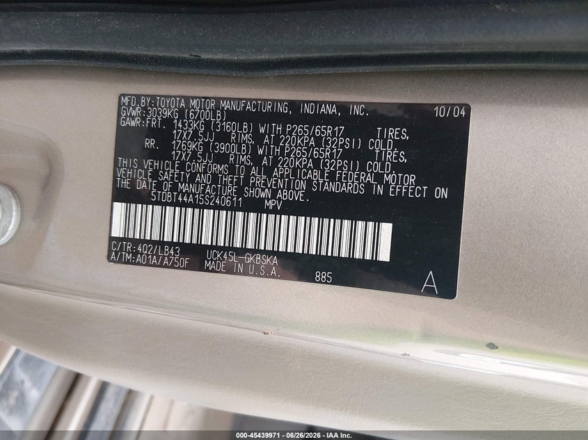2005 Toyota Sequoia VIN 5TDBT44A15S240611 IAAI salvage auction — NORMAL WEAR, Original (Ohio), sold $1,000 on 2026-07-29 (photo 9)