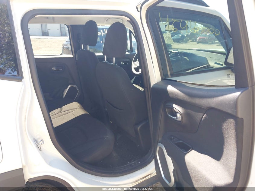 2018 Jeep Renegade VIN ZACCJBBB2JPG94335 IAAI salvage auction — FRONT END, Salvage Title, sold $2,550 on 2026-08-19 (photo 8)