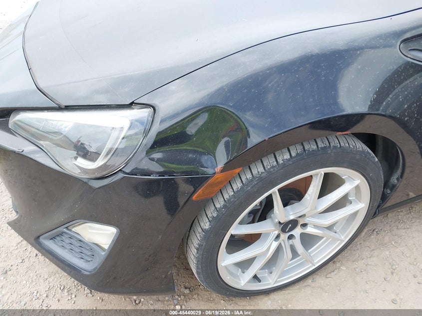 2014 Scion Fr-s VIN JF1ZNAA17E9707482 IAAI salvage auction — NORMAL WEAR, Original (Texas), sold $1,525 on 2026-07-27 (photo 6)