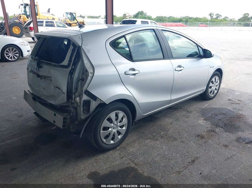 2014 Toyota Prius c VIN JTDKDTB38E1573610 IAAI salvage auction — REAR END, Rebuildable (Florida), sold $1,275 on 2026-07-29 (photo 4)