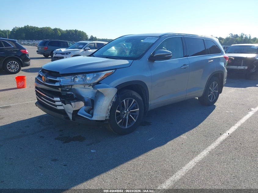 2017 Toyota Highlander VIN 5TDJZRFH6HS481652 IAAI salvage auction — FRONT END, Salvage Title, sold $6,200 on 2026-07-29 (photo 2)