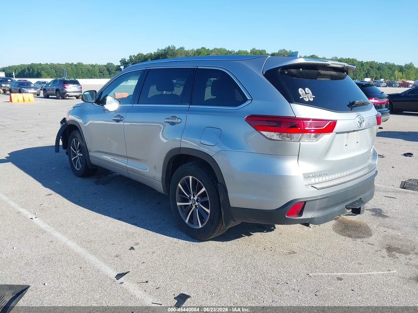 2017 Toyota Highlander VIN 5TDJZRFH6HS481652 IAAI salvage auction — FRONT END, Salvage Title, sold $6,200 on 2026-07-29 (photo 3)