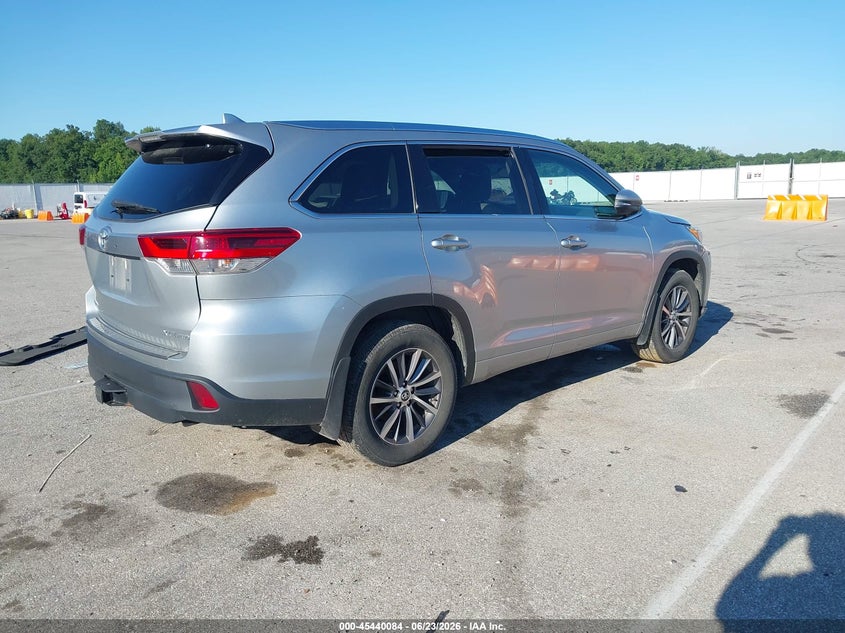 2017 Toyota Highlander VIN 5TDJZRFH6HS481652 IAAI salvage auction — FRONT END, Salvage Title, sold $6,200 on 2026-07-29 (photo 4)