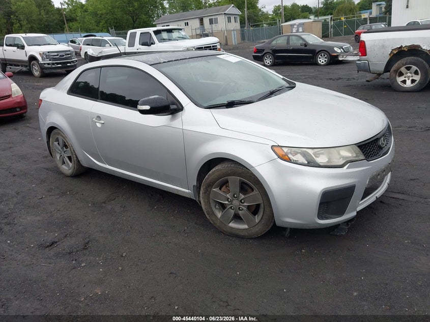2010 Kia Forte VIN KNAFU6A24A5183521 IAAI salvage auction — FRONT & REAR, Salvage (Pennsylvania), sold $150 on 2026-07-09 (photo 1)