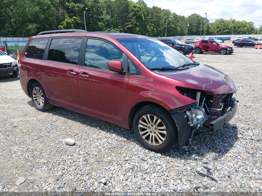 2011 Toyota Sienna VIN 5TDYK3DC8BS006812 IAAI salvage auction — FRONT END, Salvage (Georgia), sold $1,250 on 2026-07-29 (photo 1)
