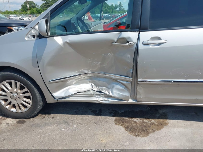 2010 Toyota Sienna VIN 5TDYK4CC3AS291330 IAAI salvage auction — LEFT FRONT, Salvage (Tennessee), sold $825 on 2026-07-21 (photo 6)