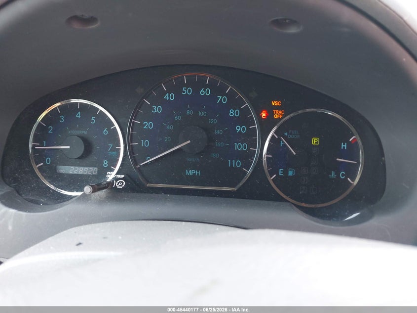 2010 Toyota Sienna VIN 5TDYK4CC3AS291330 IAAI salvage auction — LEFT FRONT, Salvage (Tennessee), sold $825 on 2026-07-21 (photo 7)