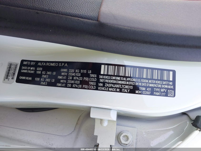 2020 Alfa romeo Stelvio VIN ZASPAJAN7L7C86315 IAAI salvage auction — LEFT SIDE, Salvage Title, sold $2,800 on 2026-07-27 (photo 9)