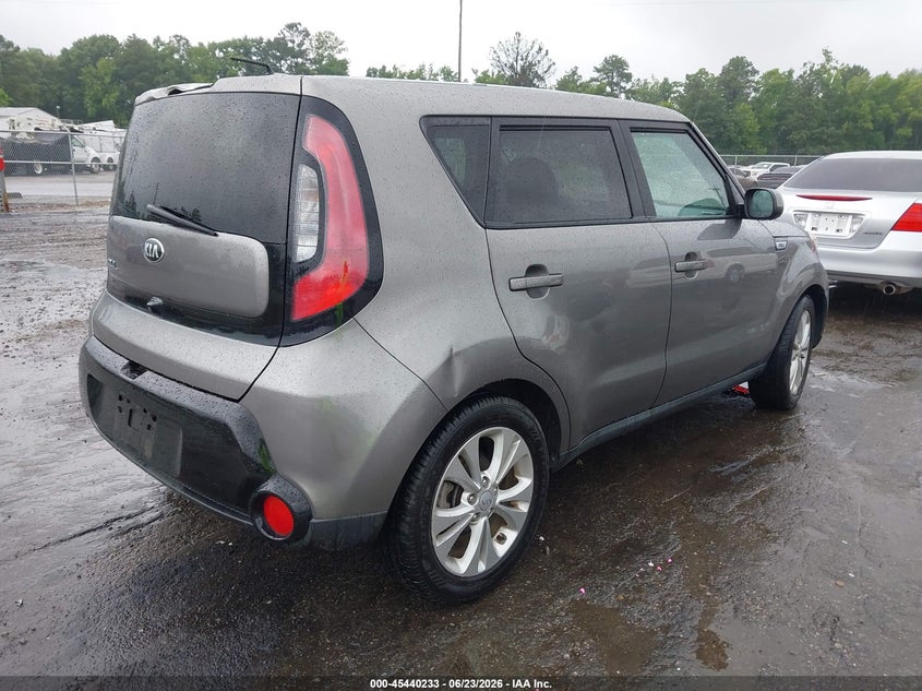 2016 Kia Soul VIN KNDJP3A57G7312166 IAAI salvage auction — SIDE, Clear (Virginia), sold $1,650 on 2026-07-09 (photo 4)