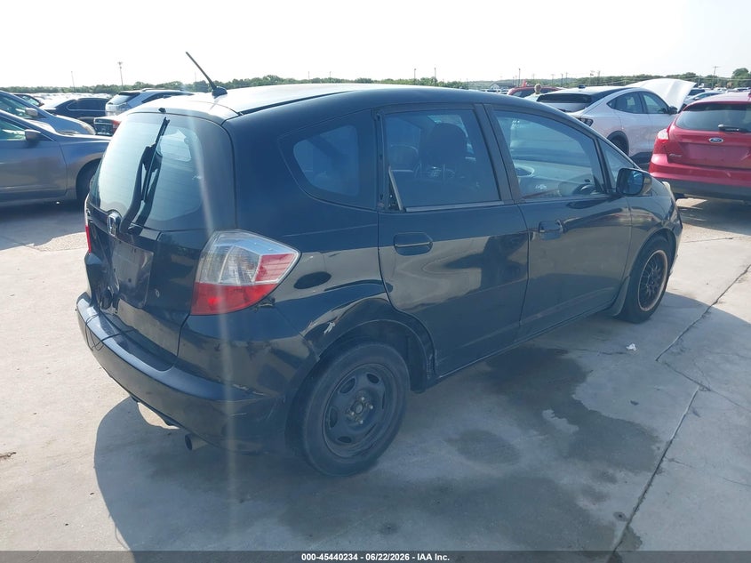 2009 Honda Fit VIN JHMGE882X9S063613 IAAI salvage auction — NORMAL WEAR, Original (Texas), sold $425 on 2026-07-20 (photo 4)