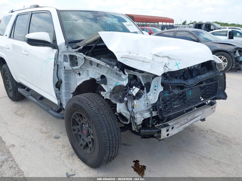 2022 Toyota 4runner VIN JTEMU5JR9N6081855 IAAI salvage auction — FRONT END, Salvage (Texas), sold $16,350 on 2026-07-20 (photo 6)