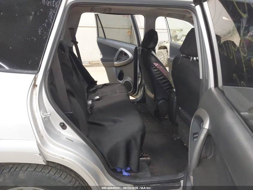 2006 Toyota Rav 4 VIN JTMBK32V765007097 IAAI salvage auction — NORMAL WEAR, Clear (New York), sold $425 on 2026-07-16 (photo 8)
