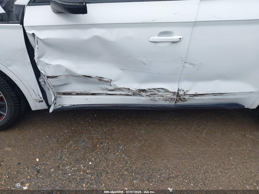 2021 Audi Sq5 VIN WA1B4AFY3M2002393 IAAI salvage auction — LEFT SIDE, Salvage (Massachusetts), sold $13,000 on 2026-08-28 (photo 6)