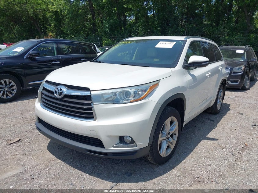 2016 Toyota Highlander VIN 5TDDKRFHXGS241021 IAAI salvage auction — LEFT SIDE, Salvage (Indiana), sold $8,400 on 2026-07-15 (photo 2)