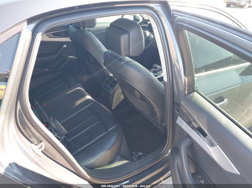 2017 Audi A4 VIN WAUANAF45HN010413 IAAI salvage auction — RIGHT SIDE, Clear (Indiana), sold $4,700 on 2026-07-30 (photo 8)