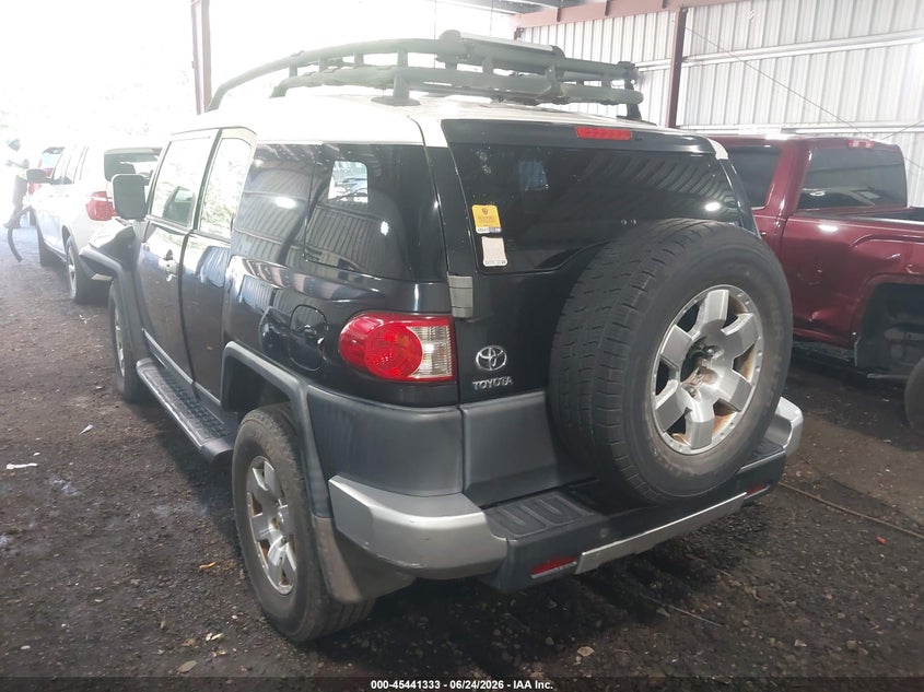 2008 Toyota Fj cruiser VIN JTEBU11F08K006592 IAAI salvage auction — FRONT END, Salvage (Virginia), sold $4,350 on 2026-07-09 (photo 3)