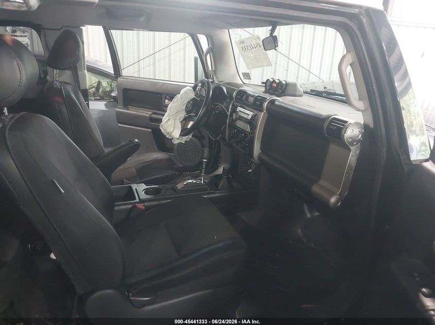 2008 Toyota Fj cruiser VIN JTEBU11F08K006592 IAAI salvage auction — FRONT END, Salvage (Virginia), sold $4,350 on 2026-07-09 (photo 5)