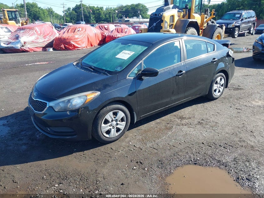 2016 Kia Forte VIN KNAFK4A68G5609362 IAAI salvage auction — REAR END, Salvage (New Jersey), sold $650 on 2026-07-29 (photo 2)